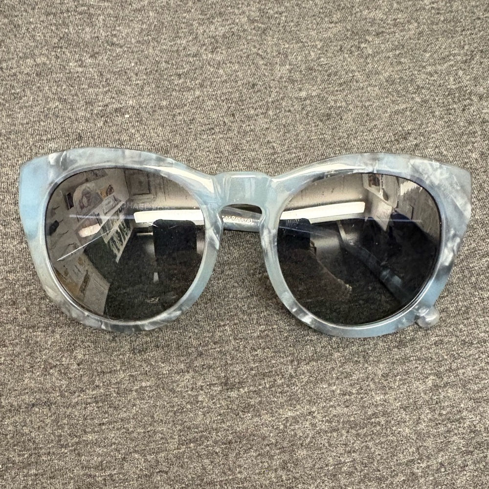 Michael Kors Summer Breeze Blue MK2037 sunglasses. - Picture 2 of 6